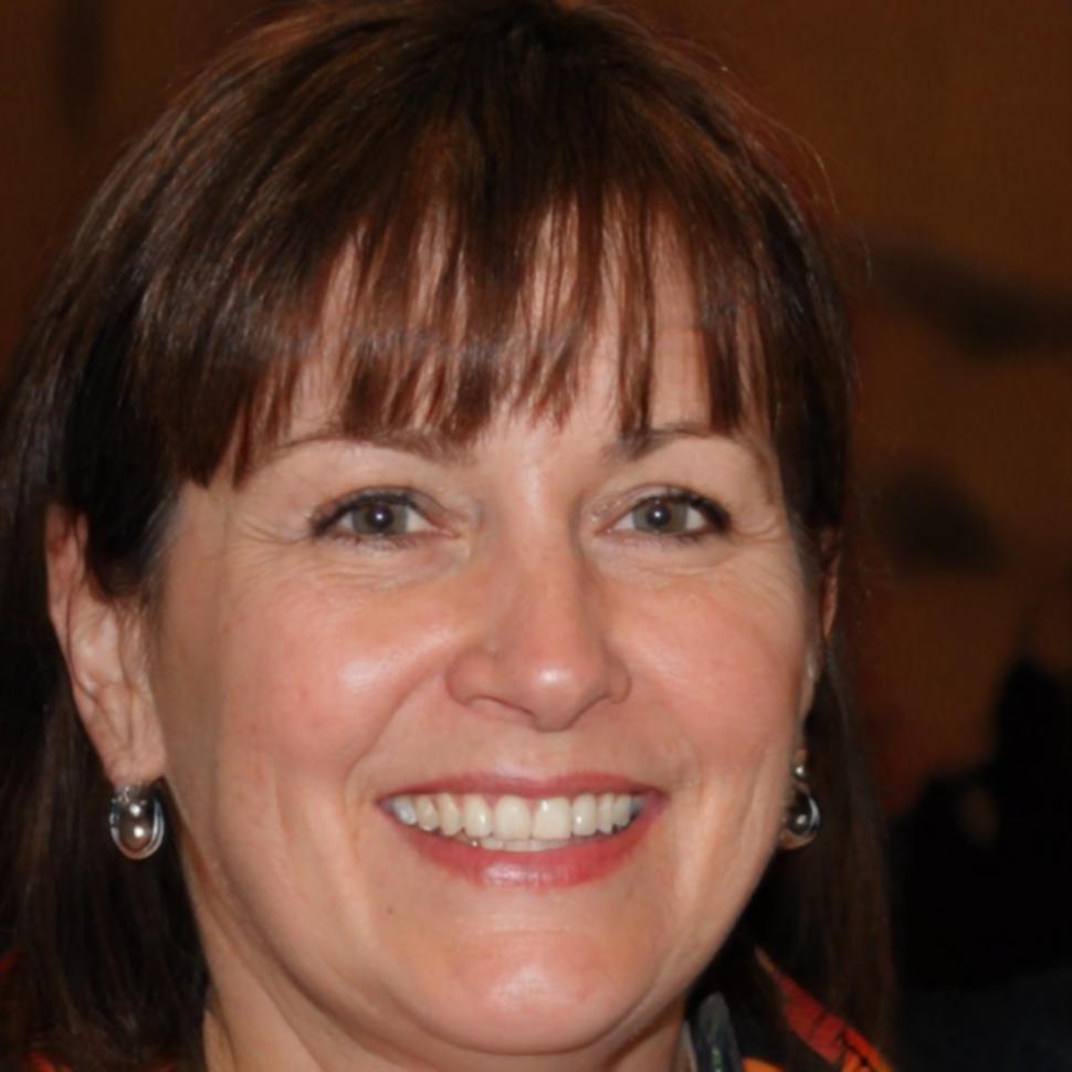 Camille Beaumont, responsable communication et relations clients